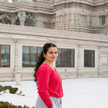 Babysitting job in London: babysitting job Reshma