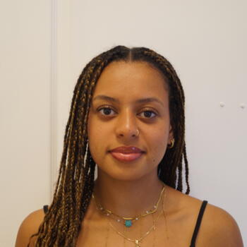 Babysitter Montreal: Daphné