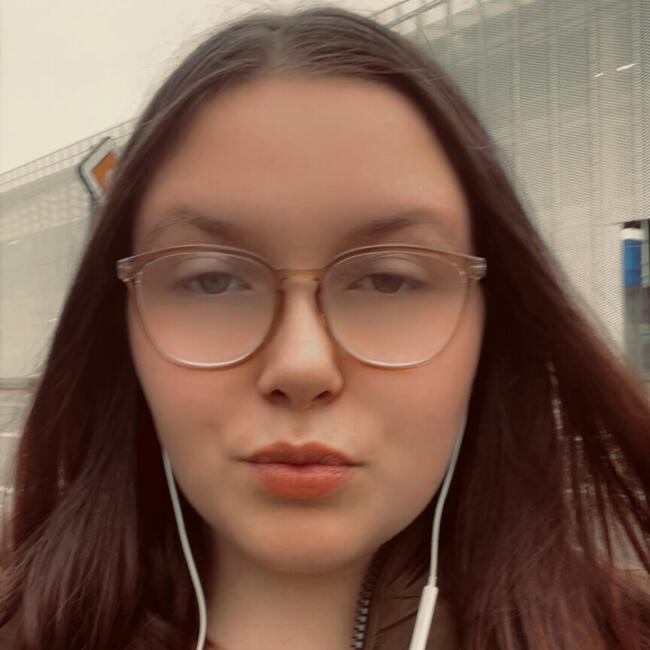 Babysitter in Blankenberge: Hailey