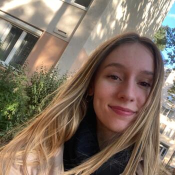 Babysitter in Budapest: Hanna