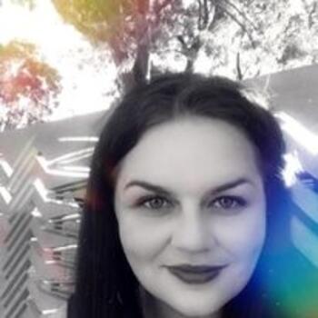 Babysitter in Brisbane: Skye