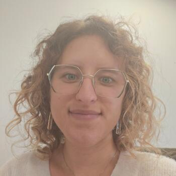 Babysitter in Bègles: Justine