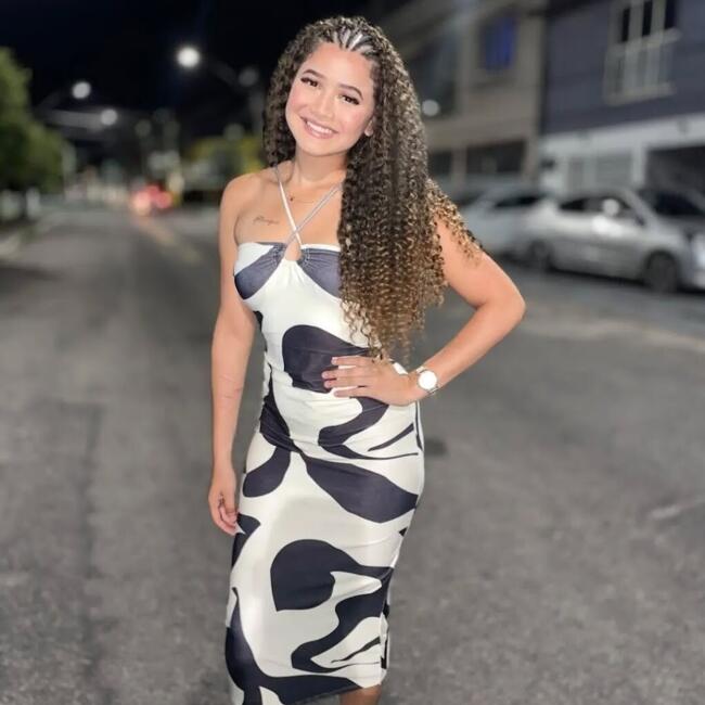 Babá em Belém: Emily vitória