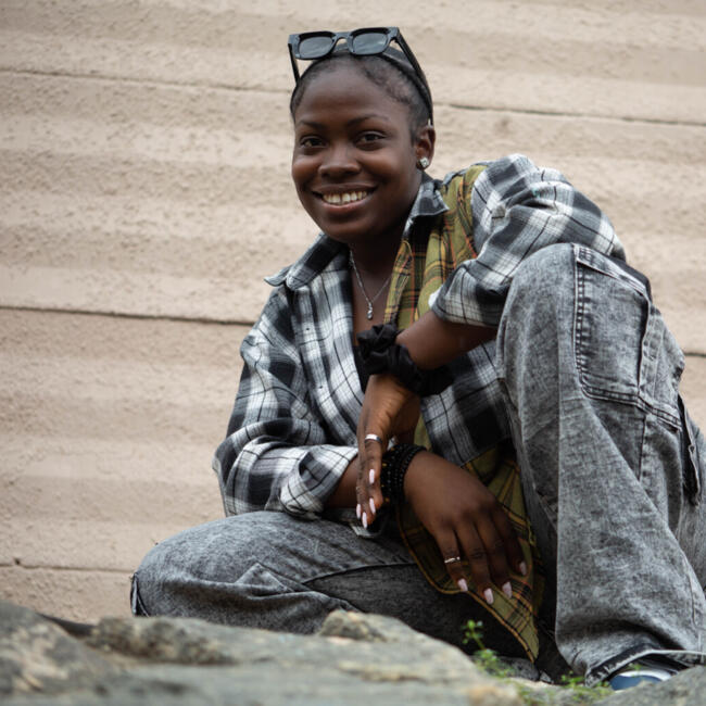 Babysitter in Oldham: Oluwatoyin