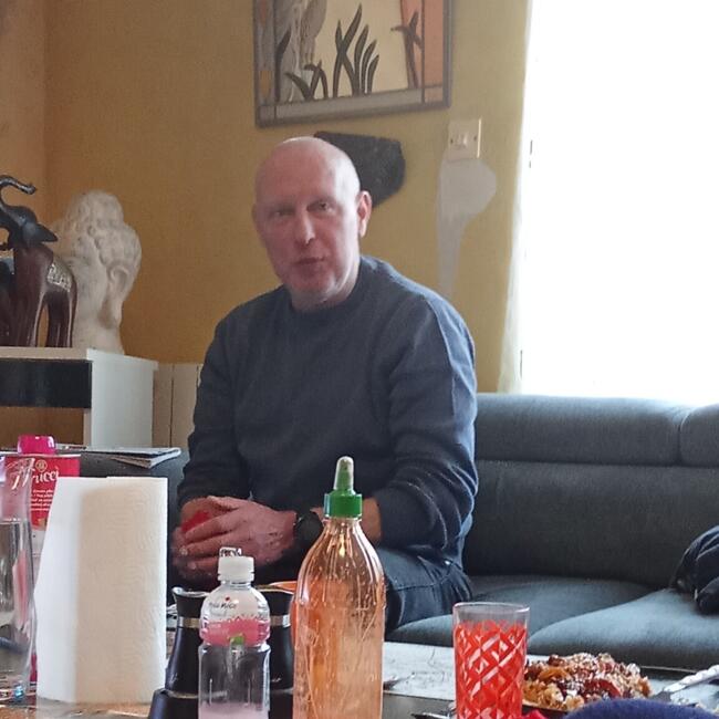 Babysitting job in Champignol-lez-Mondeville: Flora