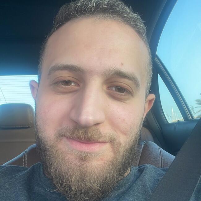 Babysitting job in Riyadh: Hasan