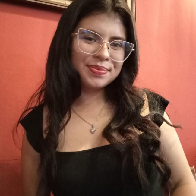 Niñera en Catarina: Hallys lisbeth Brenes Porras