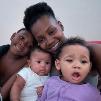 Babysitting job in Throop (Pennsylvania): babysitting job Dianera