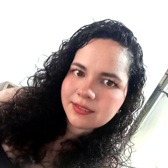 Babysitter in Neiva: Gina