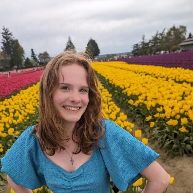 Babysitter in Bremerton: Dakota