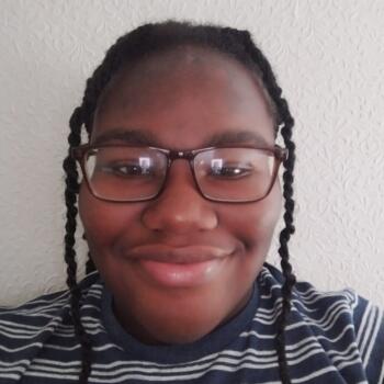 Babysitter in London: Naomi
