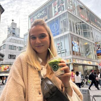 Babysitter in Sydney: Molly