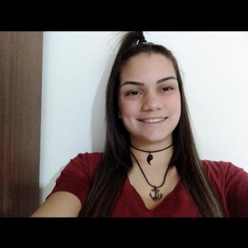 Babá em Goiânia: Evelyn