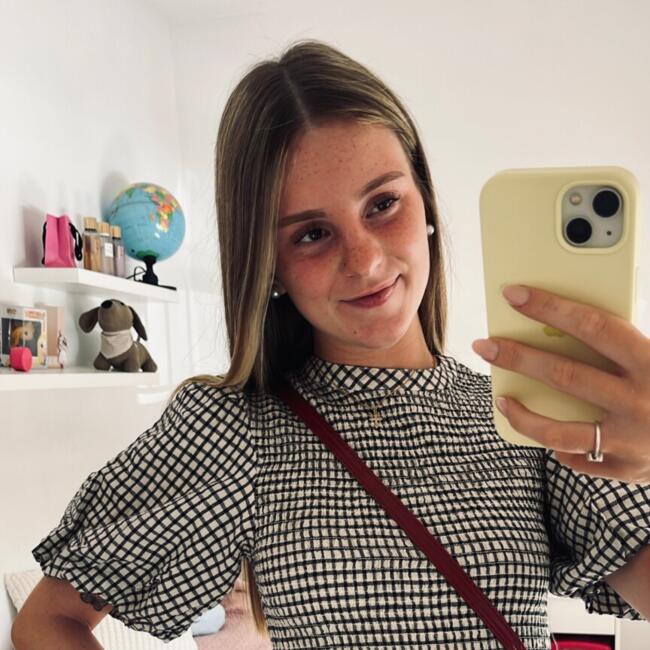 Babysitter in Tomelloso: Lucia