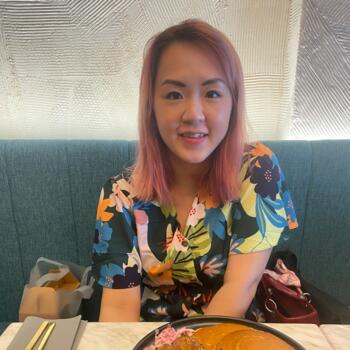 Babysitting job in Singapore: babysitting job Mavis