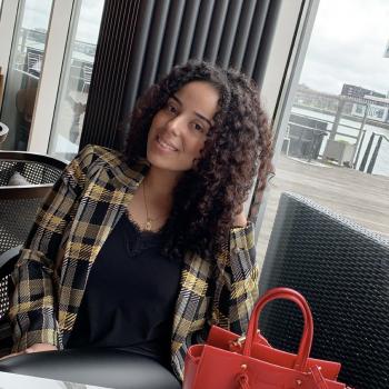 Oppas in Den Haag: Youssra