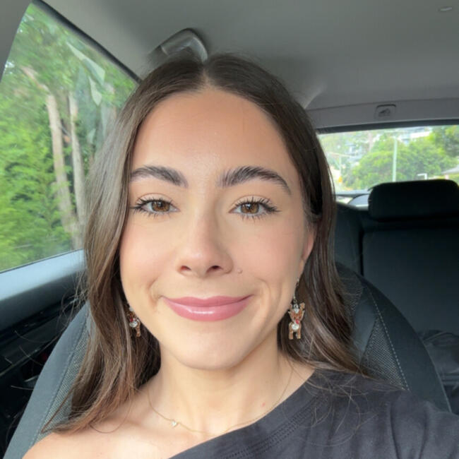 Babysitter in Canberra: Tara