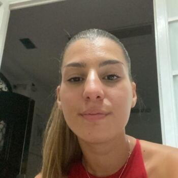 Babysitter in Rome: Elisa