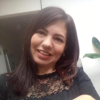 Niñera Armenia: Ruth