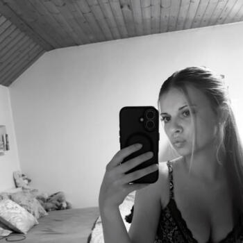 Babysitter in Jurbise: Maylin