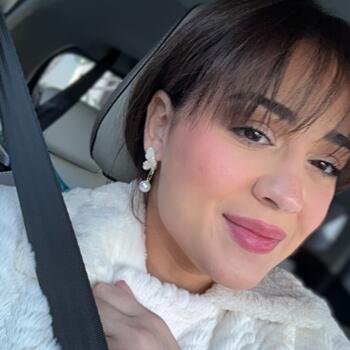 Babysitting job in Kuwait City: babysitting job Safwa Alkurdi