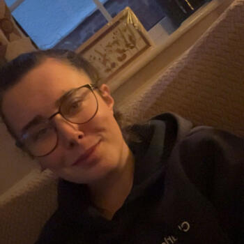Babysitter in Oswestry: Charlotte