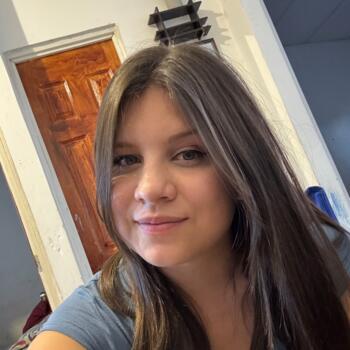 Babysitting job in Quezaltepeque: babysitting job Gaby Reyes de Majano