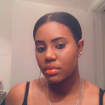Babysitter in Brussel (Schaarbeek): Djymilie