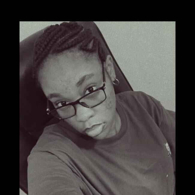 Babysitter in Lagos: Dana