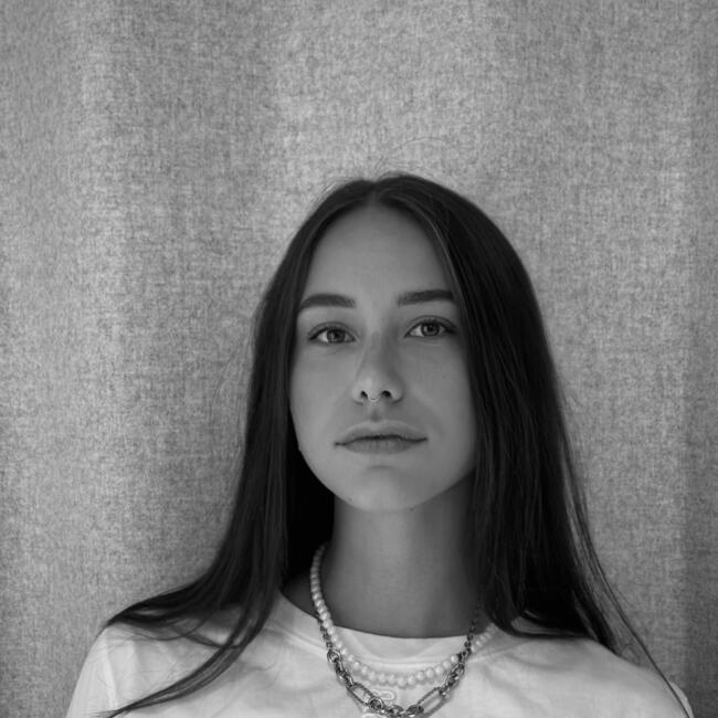 Babysitter in Lyon: Lisa