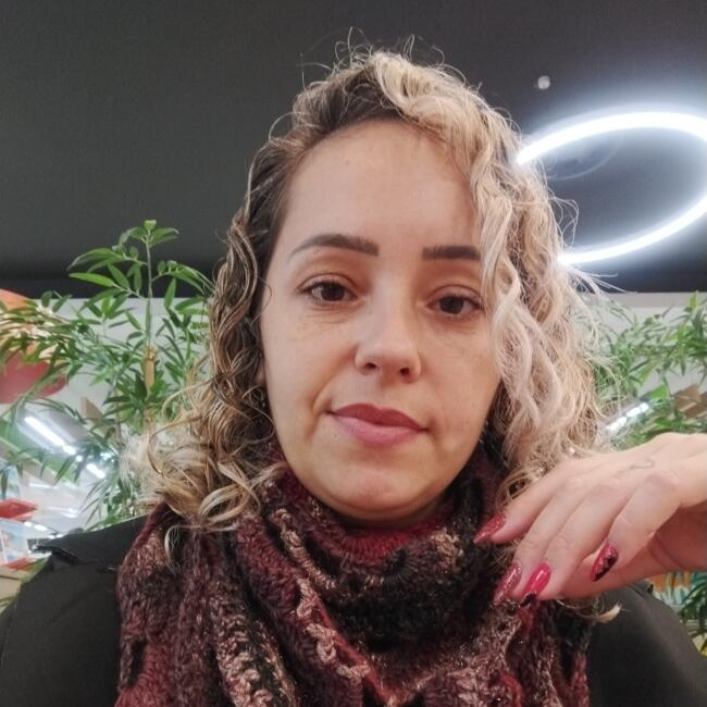 Babysitter em Seixal: Josiane