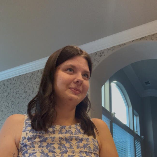 Babysitter in Clovis: Avery