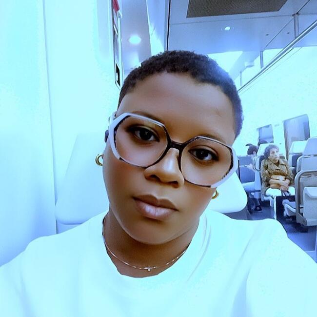 Nanny in Yuncler: Vania