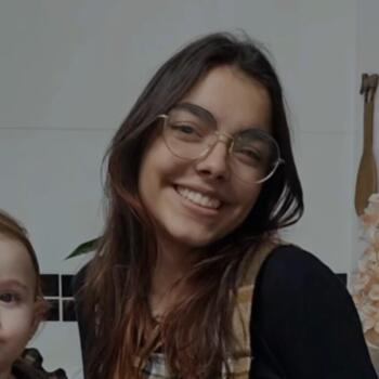Babysitter in Praia Grande: Marcela