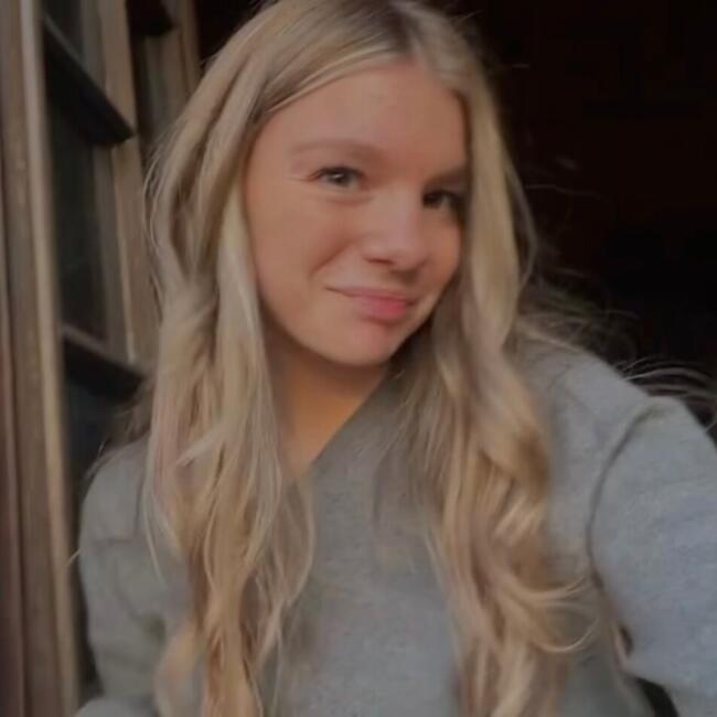 Babysitter in Malemort-sur-Corrèze: Oceana