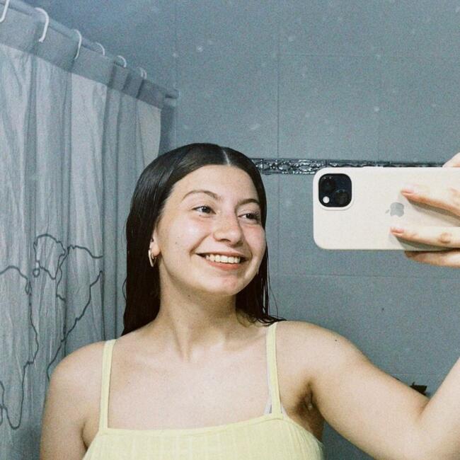 Babysitter in Tigre: Micaela