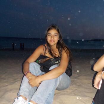 Babysitter in Nantes: Chloé