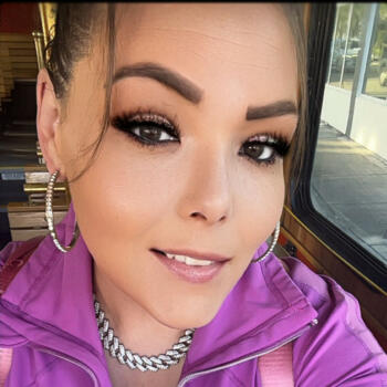 Babysitter Miami: Lacy