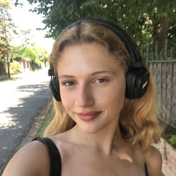 Babysitter in Sanary-sur-Mer: Ines