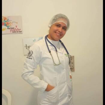 Babysitter Aracaju: Jessica