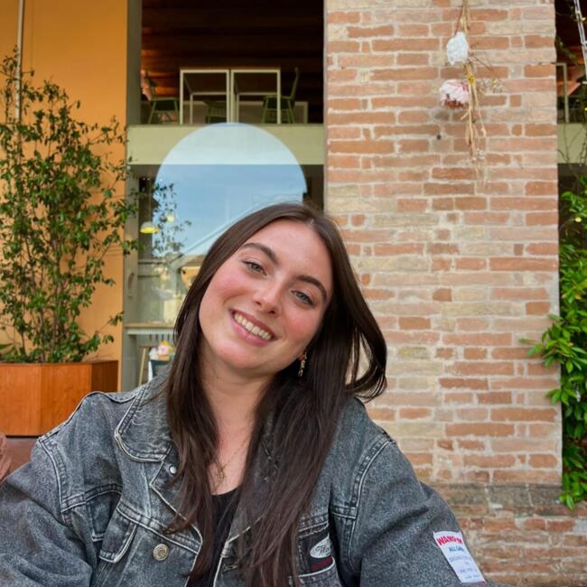 Babysitter a Bologna: Elena