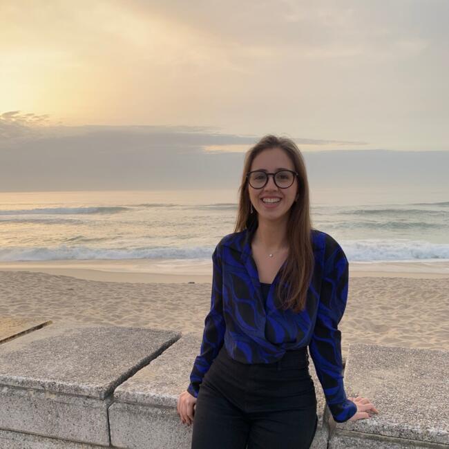 Babysitter em Oeiras: Mariana