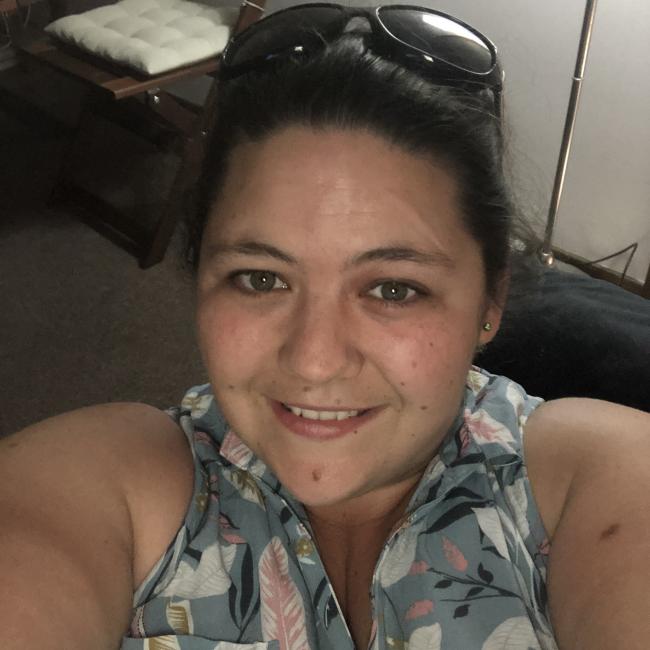 सिडनी में आया: Sinead