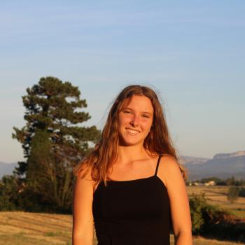 Baby-sitter in Fréjus: Manon