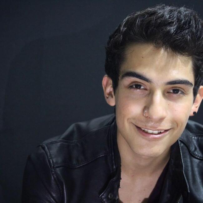 Babysitter in Cancún: Bruno R. Ortega