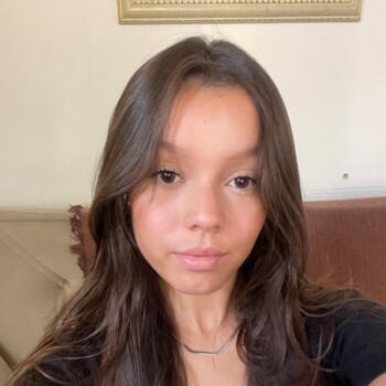 Babá em Caçapava: Maria