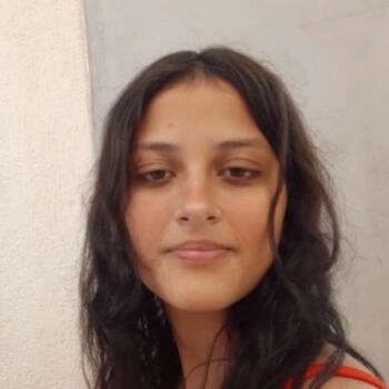 Babysitter in São José dos Campos: Gabrielle