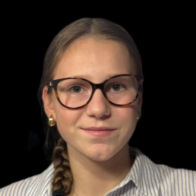 Babysitter in Talence: Pauline