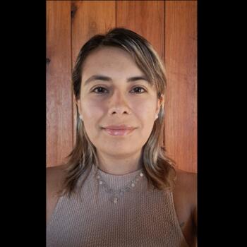 Babysitter in Balneário Camboriú: Daniela Paz