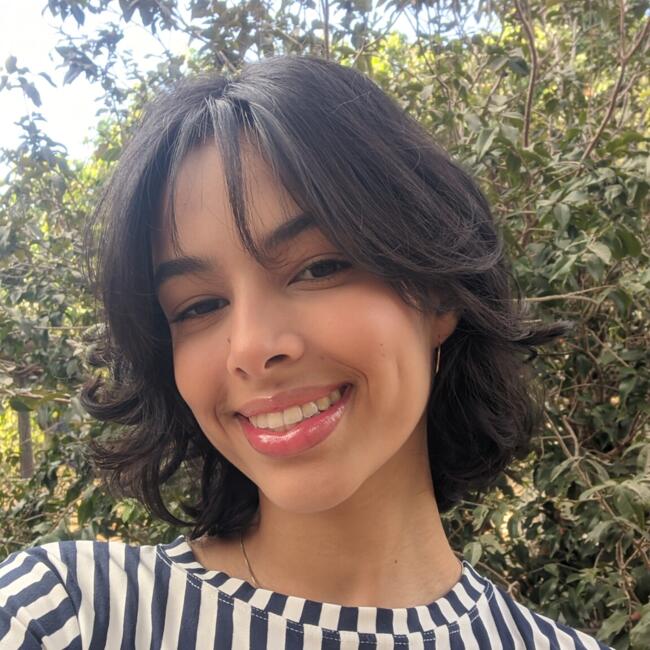 Babysitter in Goianésia: Nicolly Sena